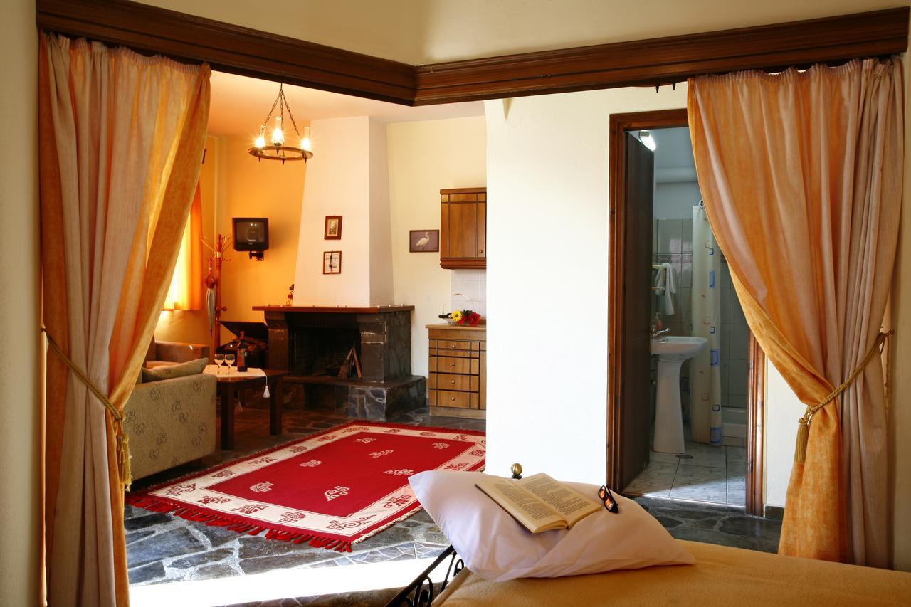 Morfi Hotel Kerkíni Zewnętrze zdjęcie